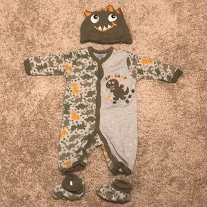 Buster brown Dino outfit 0-3M
